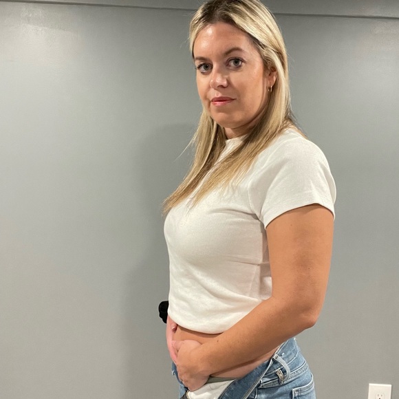 Meet your Posher, Honor - Picture 3 of 3